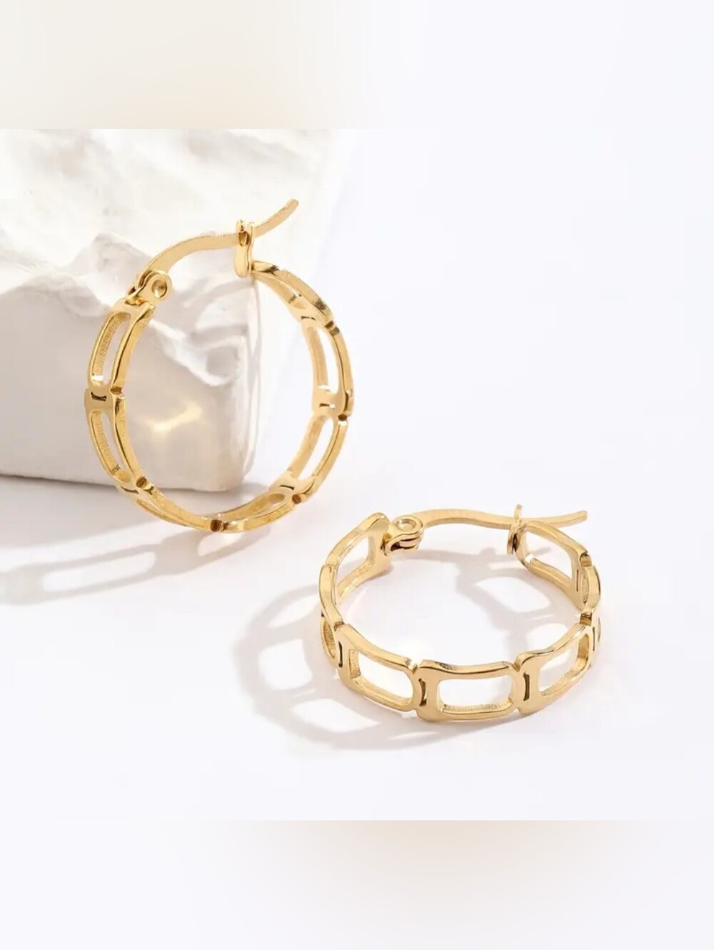 18 KT Gold Over Titanium Link Hoop Earrings
